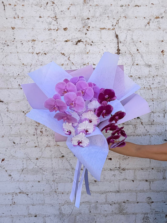 En Masse Cut Stem Orchid Bouquet