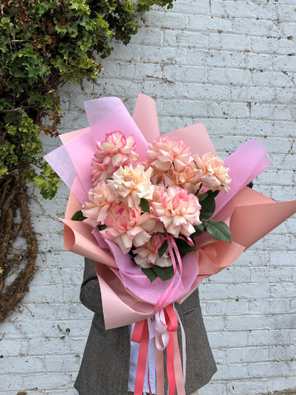 En Masse Reflexed Rose Bouquet
